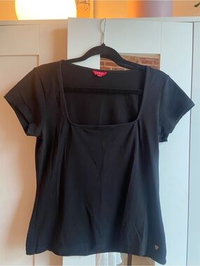 GUESS Black Square-Neck Short Sleeve Tee